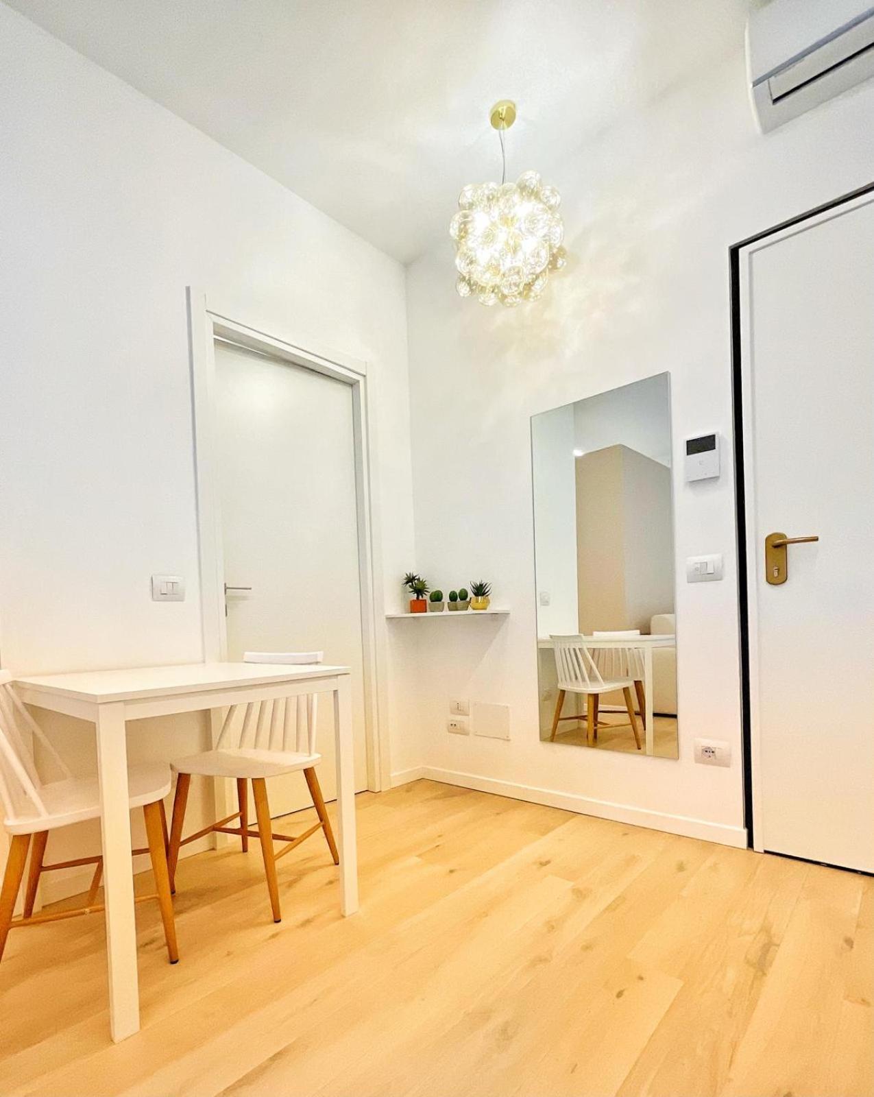 Apartment Suite - Charlize - In The Heart Of Milan Exterior photo